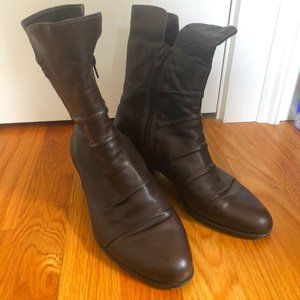 Everybody's Fawn Boot- Brown Leather - 6.5